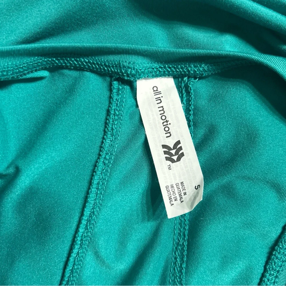 *Worn Once* All In Motion Green 2 Piece Set, Small Tank, Medium Skort - Picture 7 of 16